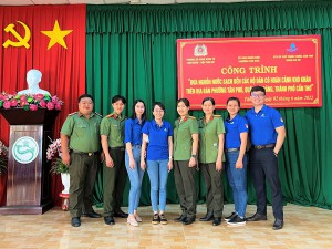 Đoàn CS Cty tham gia Công trình thanh niên tại phường Tân Phú