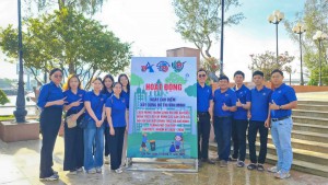 Đoàn cơ sở Công ty tham gia Ngày cao điểm xây dựng văn minh đô thị năm 2025